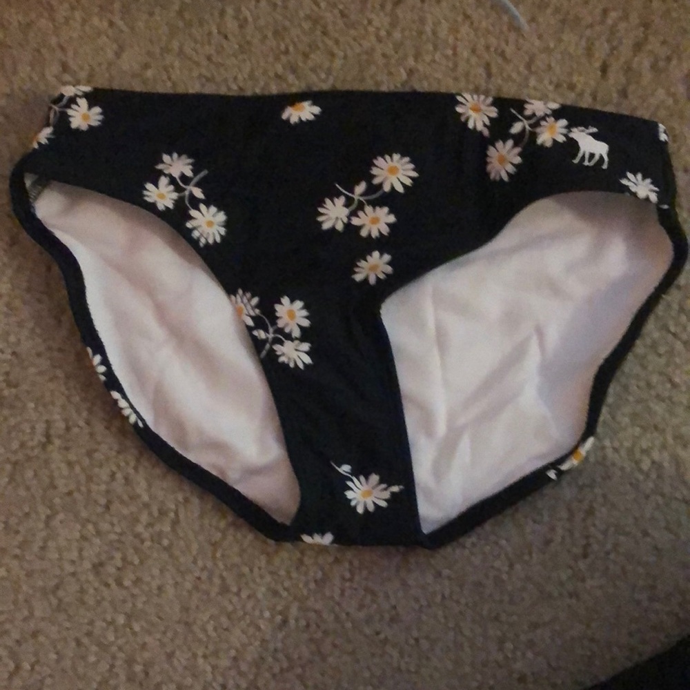 Bikini bottoms